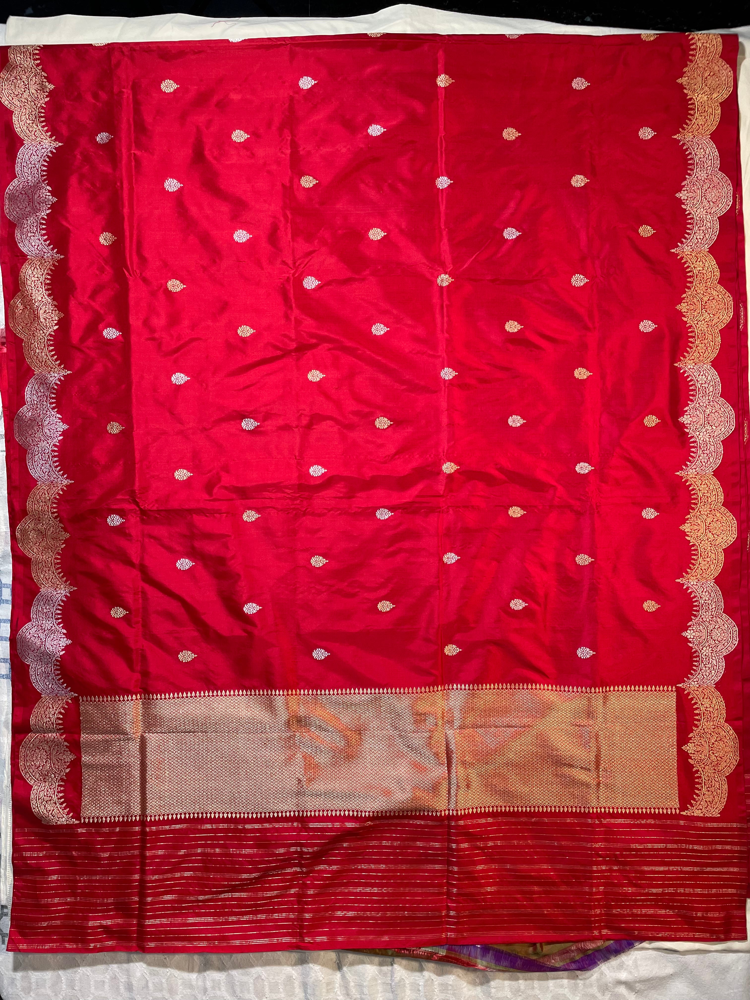 Red Handloom Kataan Silk Kadhua Buti Banarasi Saree