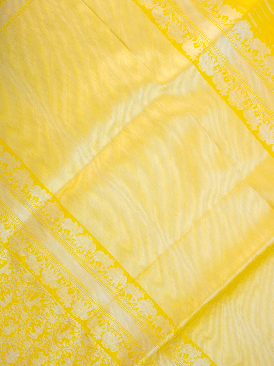 Yellow Handwoven Pure Silk Shikargah Banarasi Saree