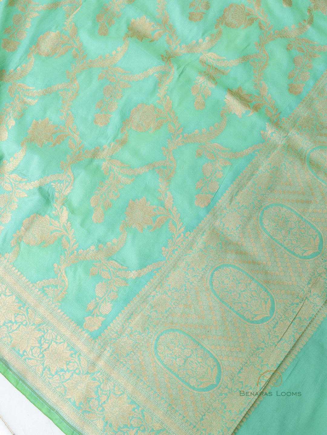 Eesha Green Handwoven Pure Kataan Silk Banarasi Lehenga