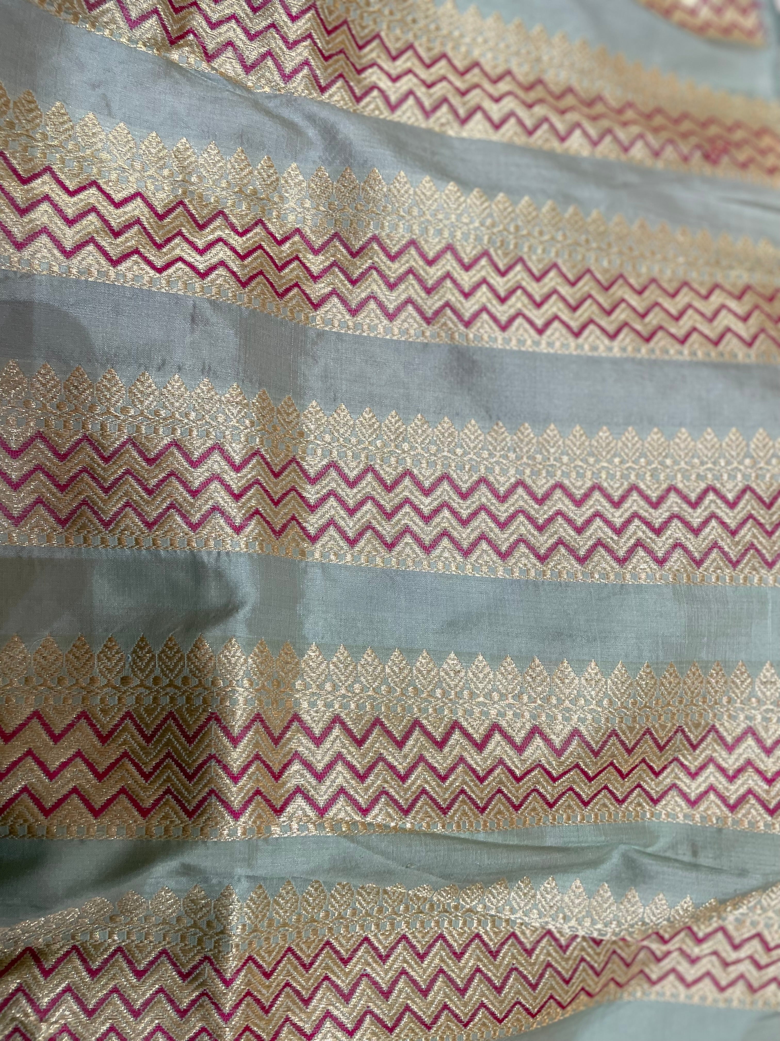 Kanika Handwoven Pure Silk Banarasi Rangkaat Lehenga