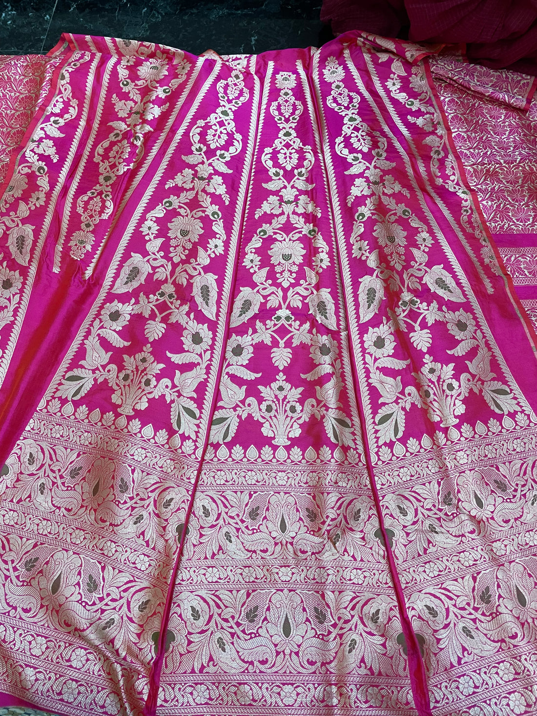 Chhavi Pink Handwoven Pure Silk Banarasi Lehenga