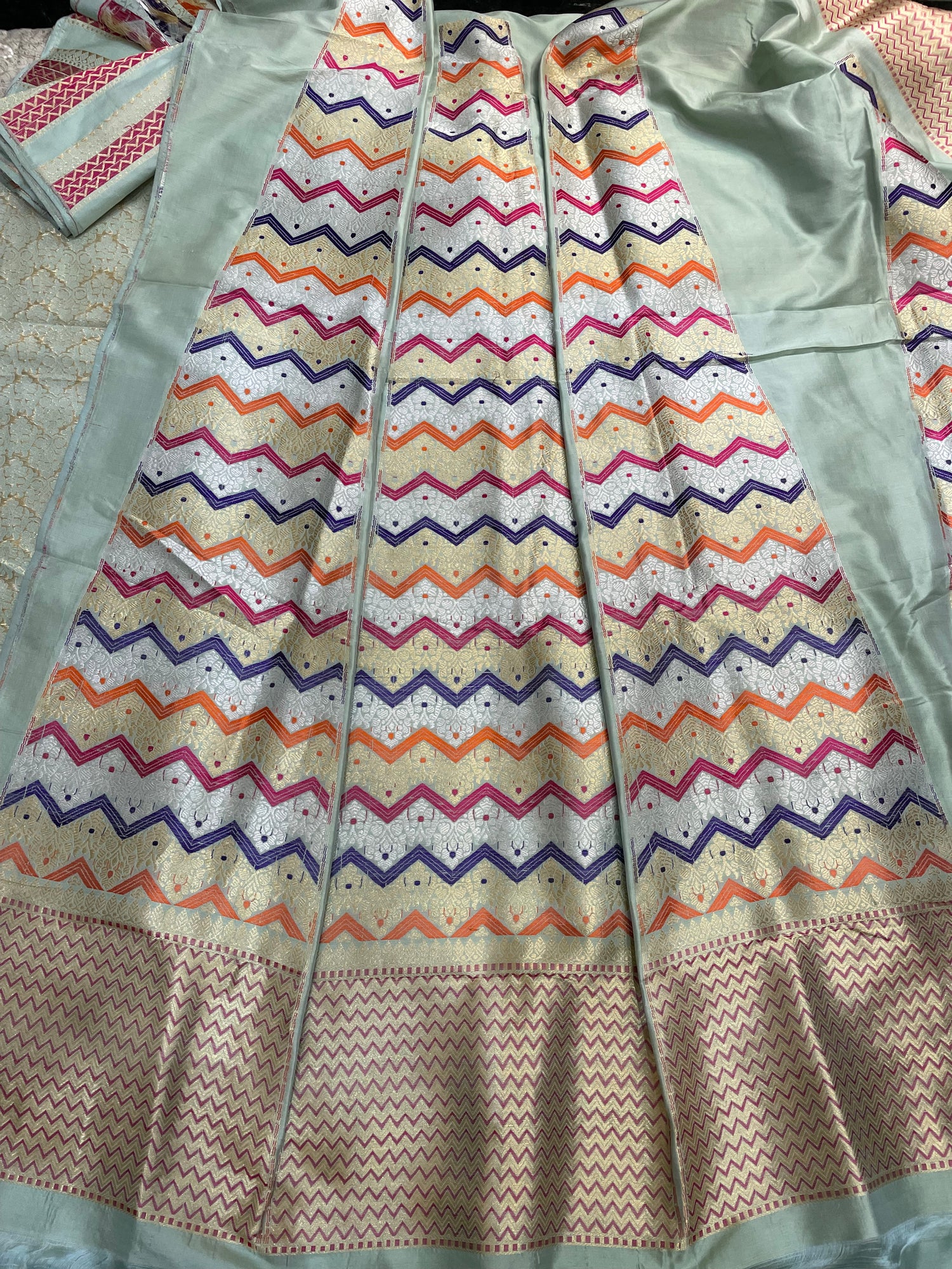 Kanika Handwoven Pure Silk Banarasi Rangkaat Lehenga