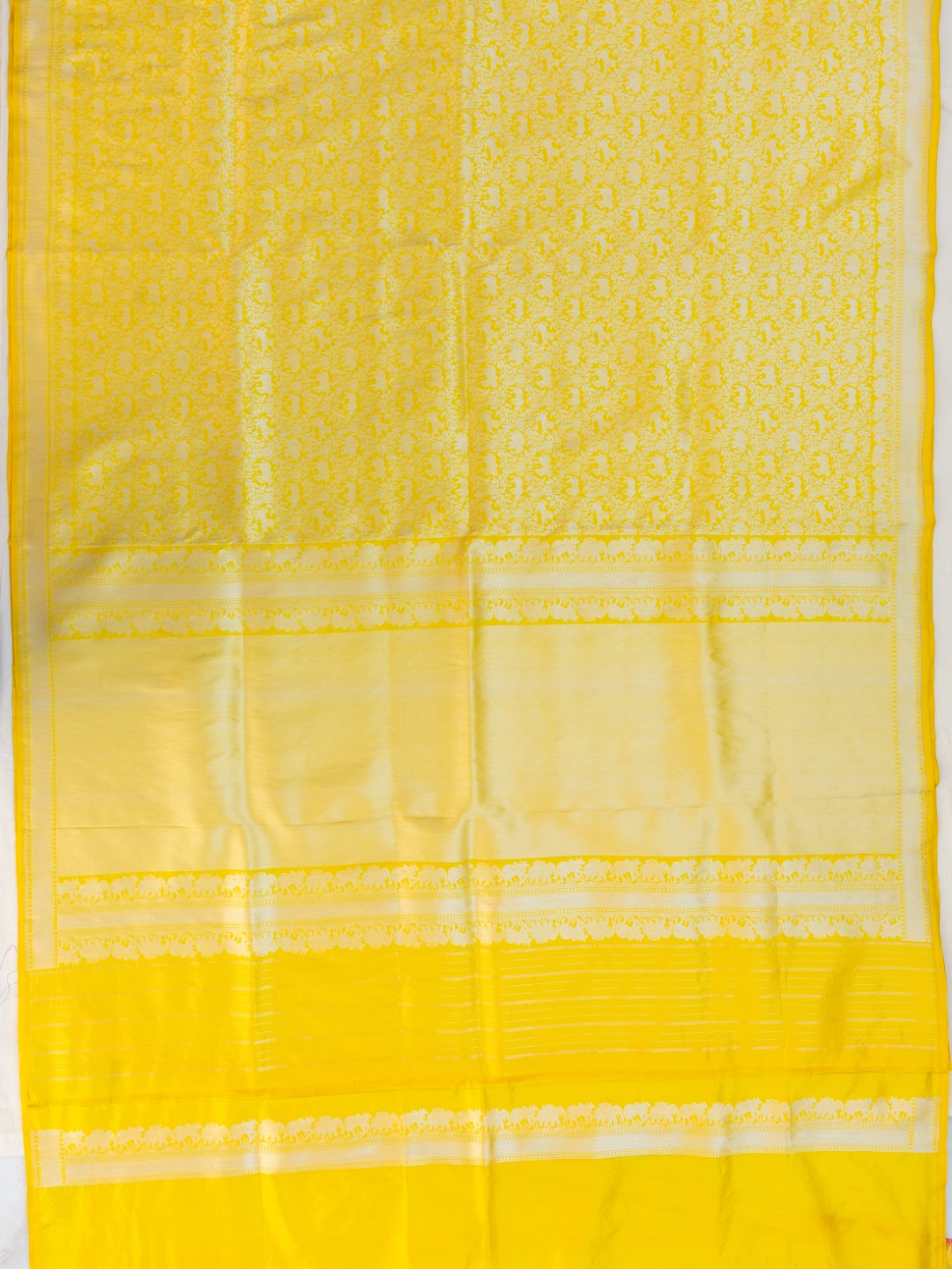 Yellow Handwoven Pure Silk Shikargah Banarasi Saree