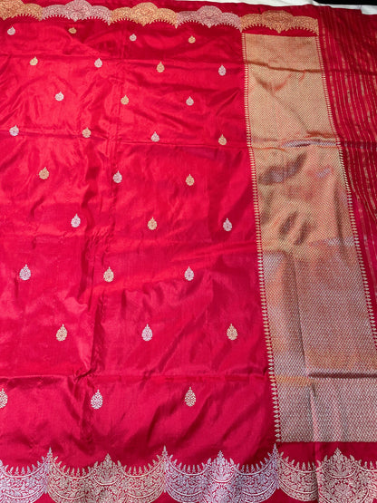 Red Handloom Kataan Silk Kadhua Buti Banarasi Saree