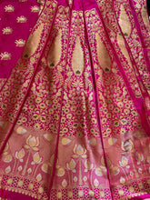 Load image into Gallery viewer, Bhavya Rani Pink Handwoven Pure Silk Banarasi Lehenga
