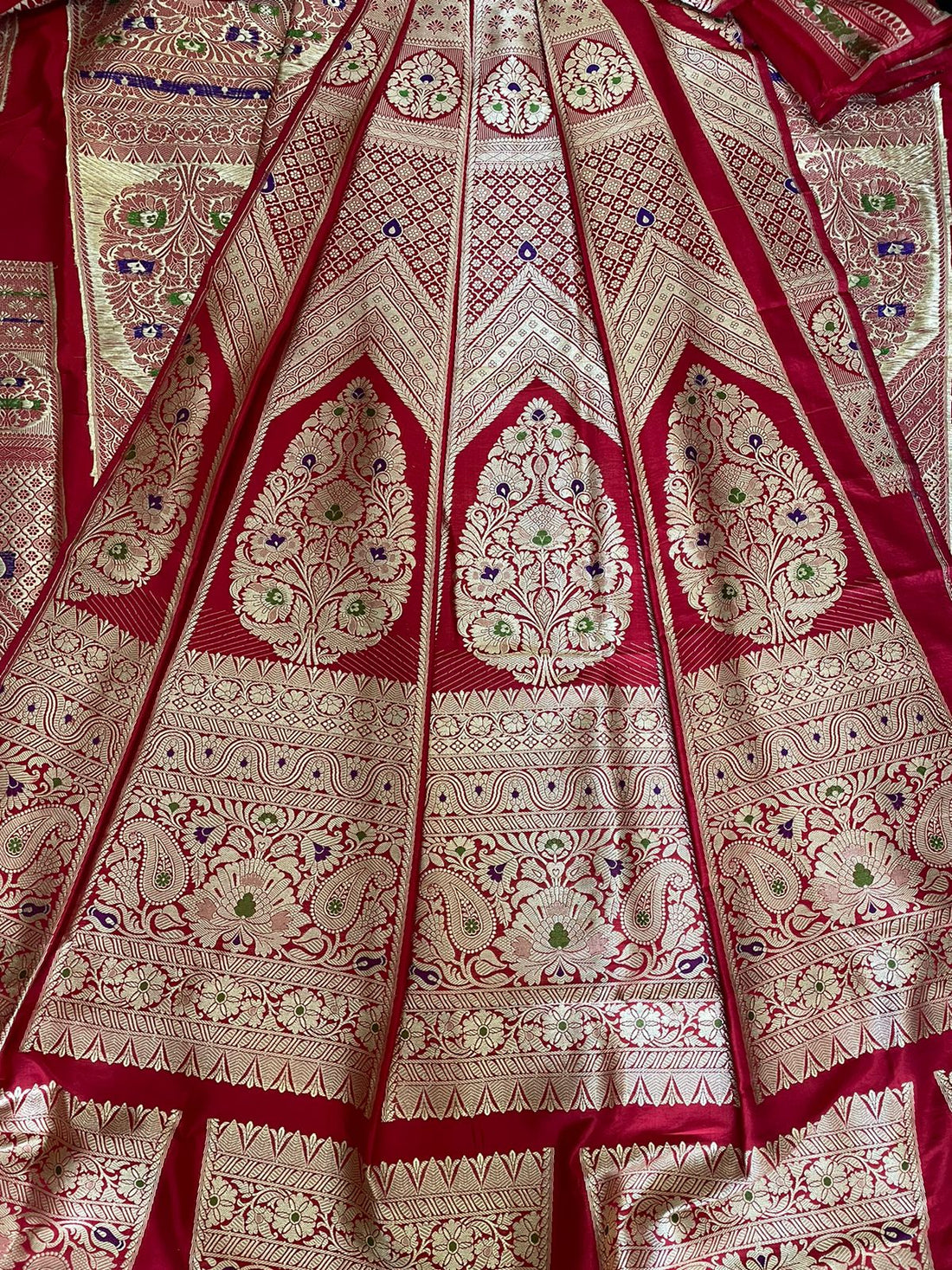 Anupama Red Handwoven Pure Silk Banarasi Lehenga