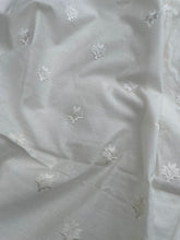 Load image into Gallery viewer, Embroidered Butidar White Banarasi Silk Fabric
