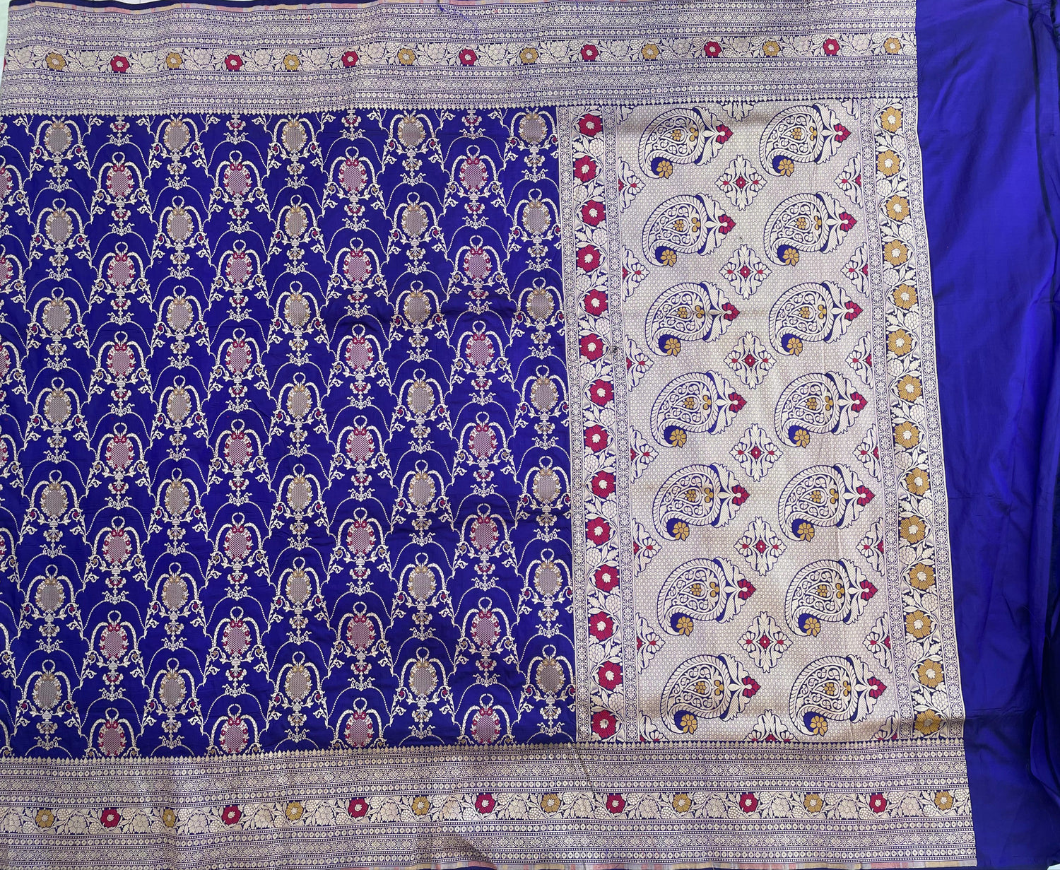 Purple Handloom Banarasi Pure Silk Meenakari Jangla Saree