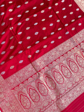 Load image into Gallery viewer, Red Handloom Satin Silk Banarasi Kadhua Silk Saree
