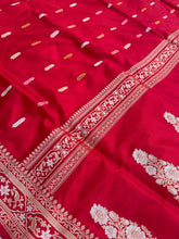 Load image into Gallery viewer, Red Handloom Banarasi Minakari Kadhua Silk Saree
