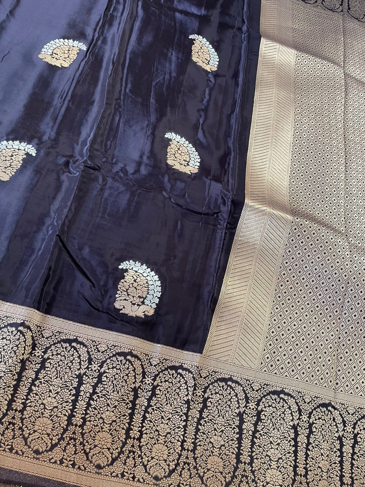 Black Sona- Rupa Buti Crepe Banarasi Saree