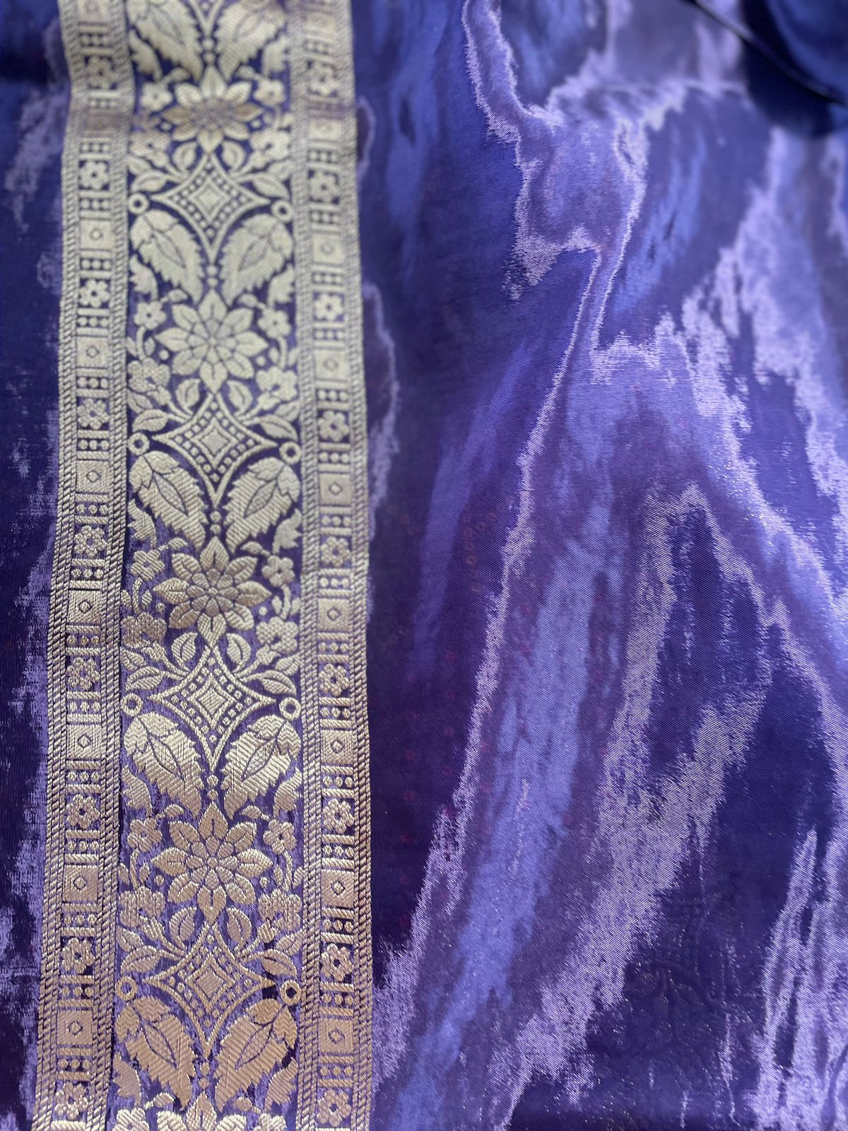 Handwoven Purple Crepe Silk Banarasi Saree with Meenakari Zari Work