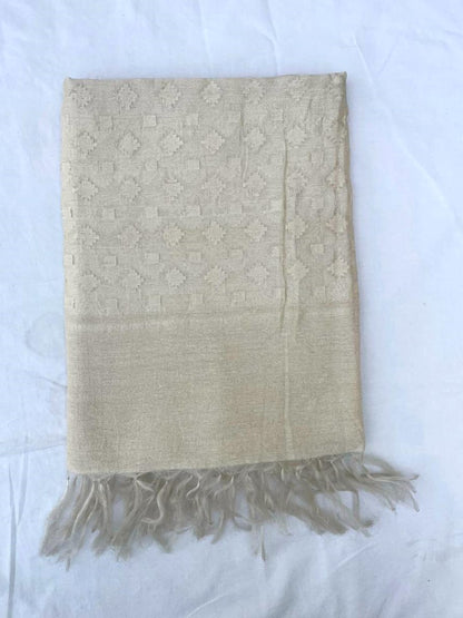 Dyeable White Handloom Pure Silk Dupatta