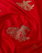Load image into Gallery viewer, Red Handwoven Kataan Silk Banarasi Saree with Shikargah Motifs
