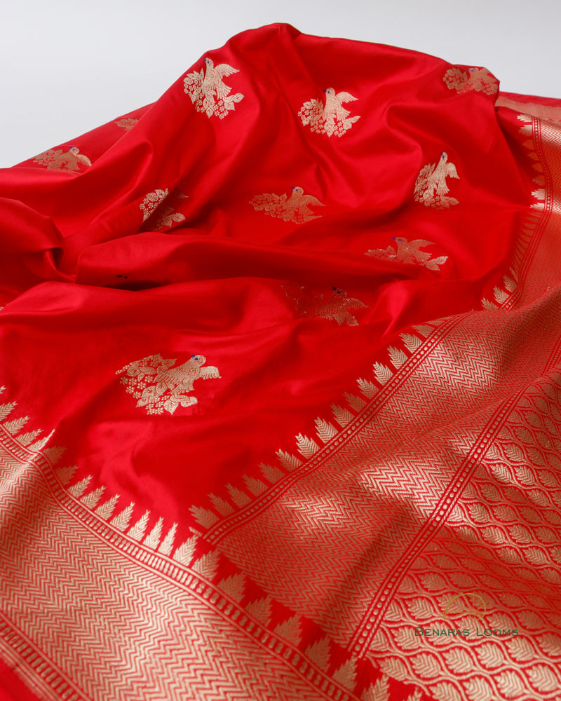 Handwoven Red Pure Silk Banarasi Shikargah Saree
