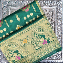 Load image into Gallery viewer, Green Allover Butis Semi Silk Banarasi Saree with Meenakari
