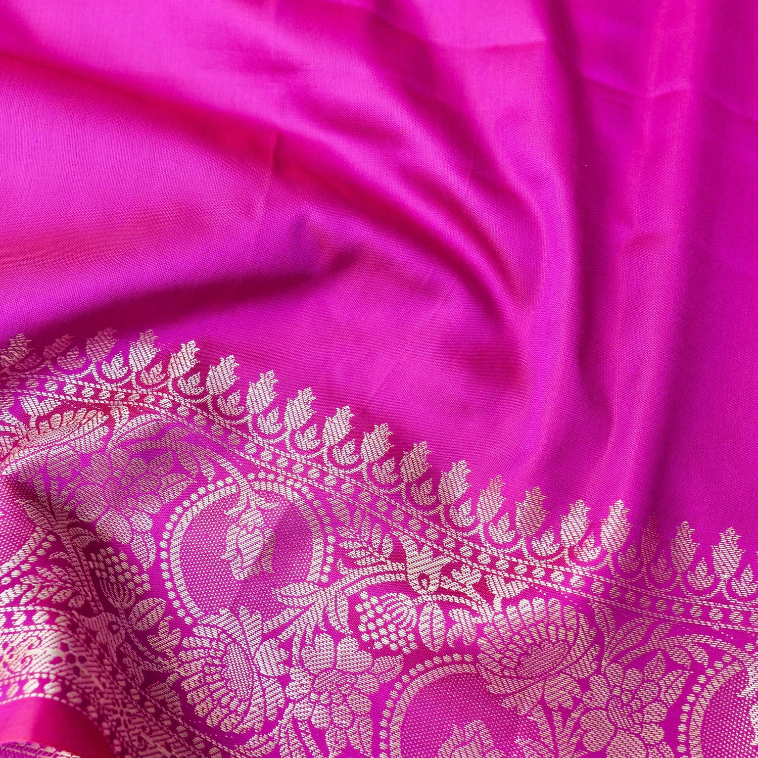 Purple Plain Silk Saree with Border and Pallu