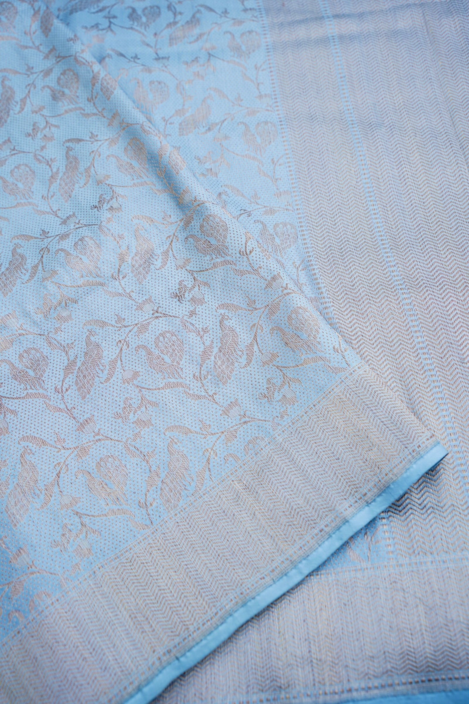 Powder Blue Handwoven Pure Kataan Silk Shikaargah Benarasi Saree