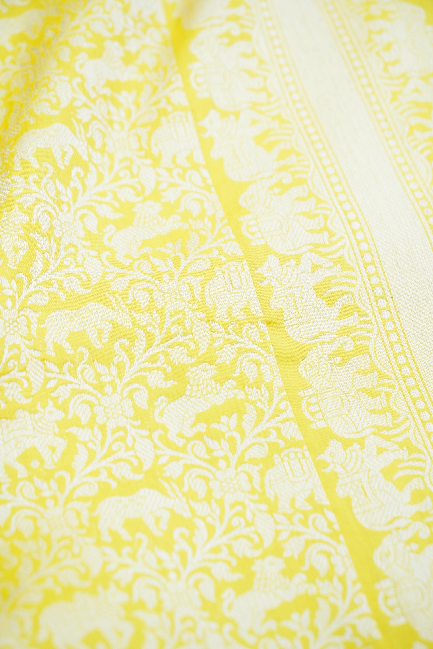 Yellow Handwoven Pure Silk Shikargah Banarasi Saree