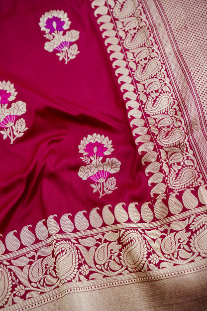 Maroon Handwoven Pure Kataan Silk Kadhua Floral Buti Banarasi Saree