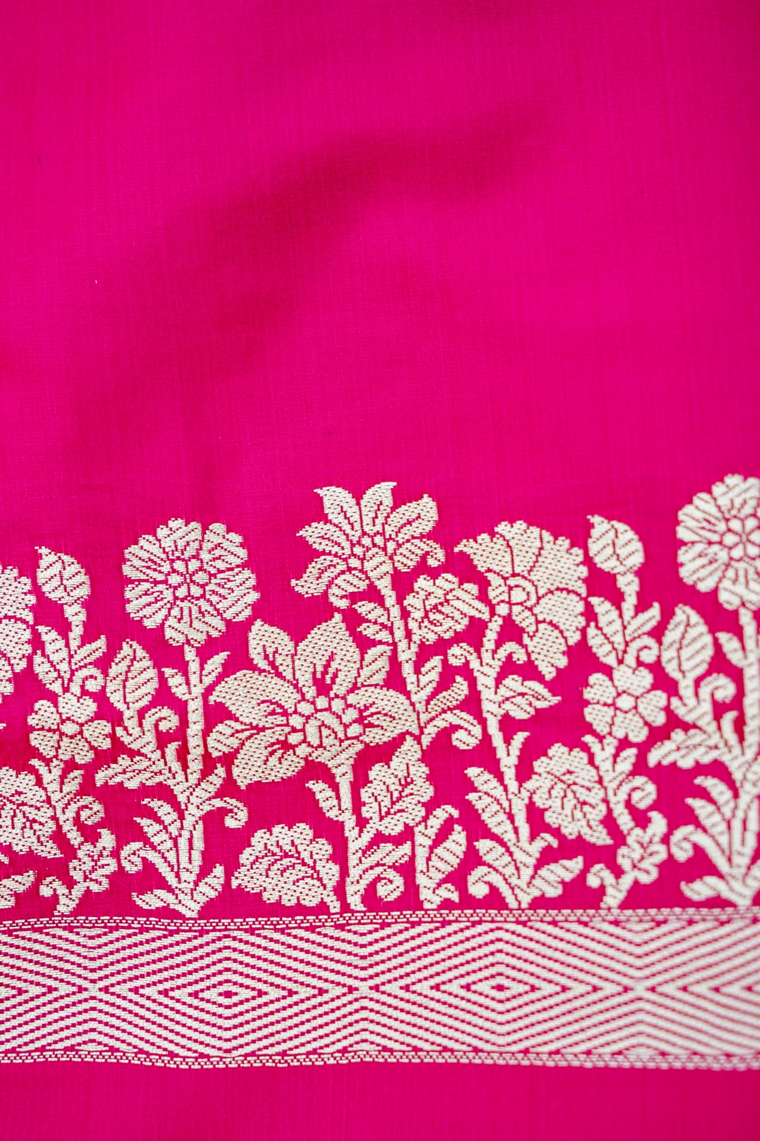 Pink Handwoven Pure Mashru Kataan Silk Buti Banarasi Saree
