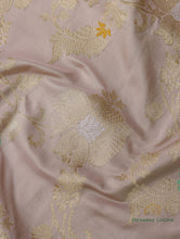 Load image into Gallery viewer, Beige Handloom Kataan Silk Jangla Banarasi Saree

