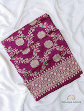 Load image into Gallery viewer, Wine Handloom Pure Silk Jangla Saree
