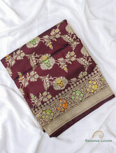 Load image into Gallery viewer, Maroon Handloom Kataan Silk Kadhua Jangla Banarasi Saree
