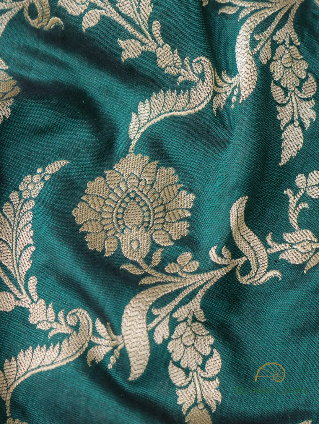 Green Handloom Kataan Silk kadhua Jangla Banarasi Saree