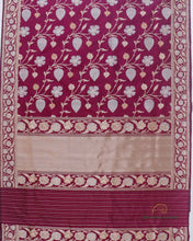 Load image into Gallery viewer, Maroon Handloom Kataan Silk Kadhua Jaal Banarasi Silk Saree

