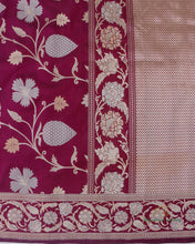 Load image into Gallery viewer, Maroon Handloom Kataan Silk Kadhua Jaal Banarasi Silk Saree
