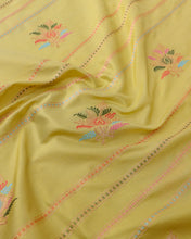 Load image into Gallery viewer, Pista Handwoven Pure Silk Banarasi Saree
