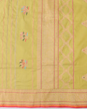 Load image into Gallery viewer, Pista Handwoven Pure Silk Banarasi Saree
