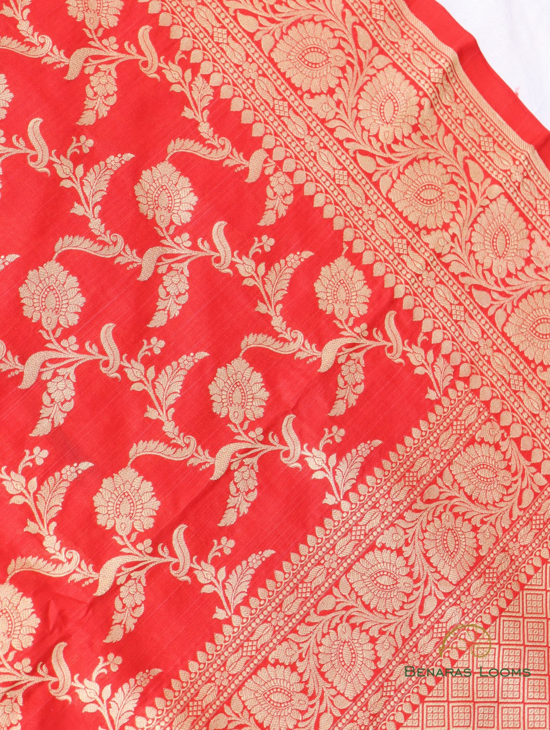 Red Handloom Pure Silk Kadhua Jangla Banarasi Saree