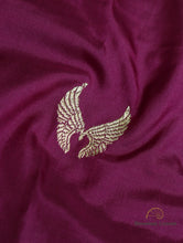 Load image into Gallery viewer, Bird Motif Wine Handwoven Kadwa Pure Silk Banarasi Fabric
