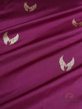 Load image into Gallery viewer, Bird Motif Wine Handwoven Kadwa Pure Silk Banarasi Fabric
