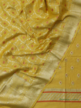 Load image into Gallery viewer, Yellow Mulberry Silk 3 Pc Suit Set
