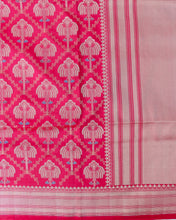 Load image into Gallery viewer, Pink Handwoven Pure Kataan Silk Kadhua Jangla Banarasi Saree
