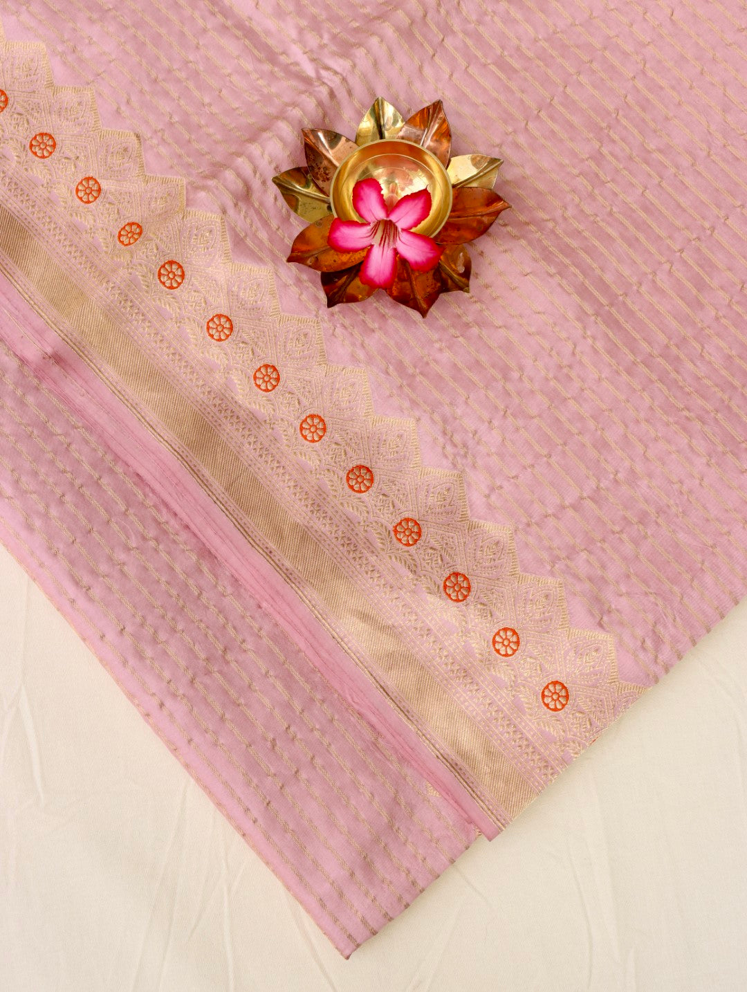 Pink Handwoven Pure Kataan Silk Banarasi Saree