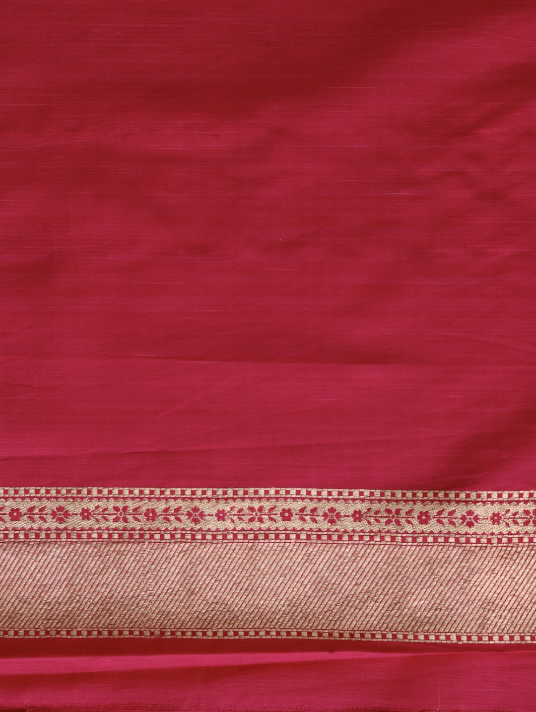 Candy Apple Red Handwoven Pure Kataan Silk Banarasi Saree