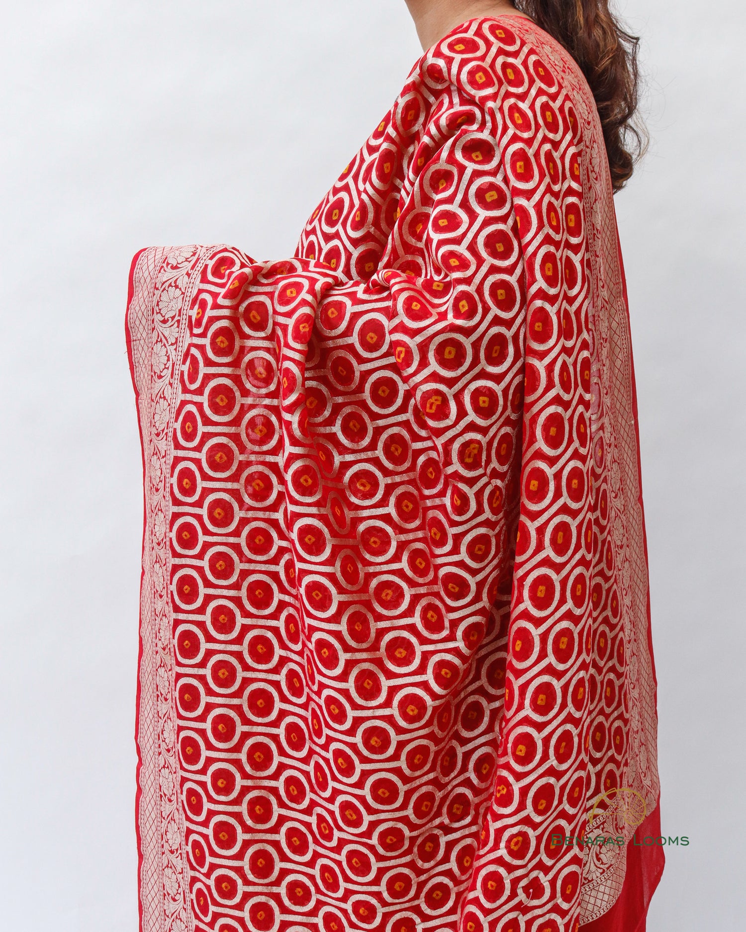 Red Handwoven Pure Georgette Bandhani Dupatta