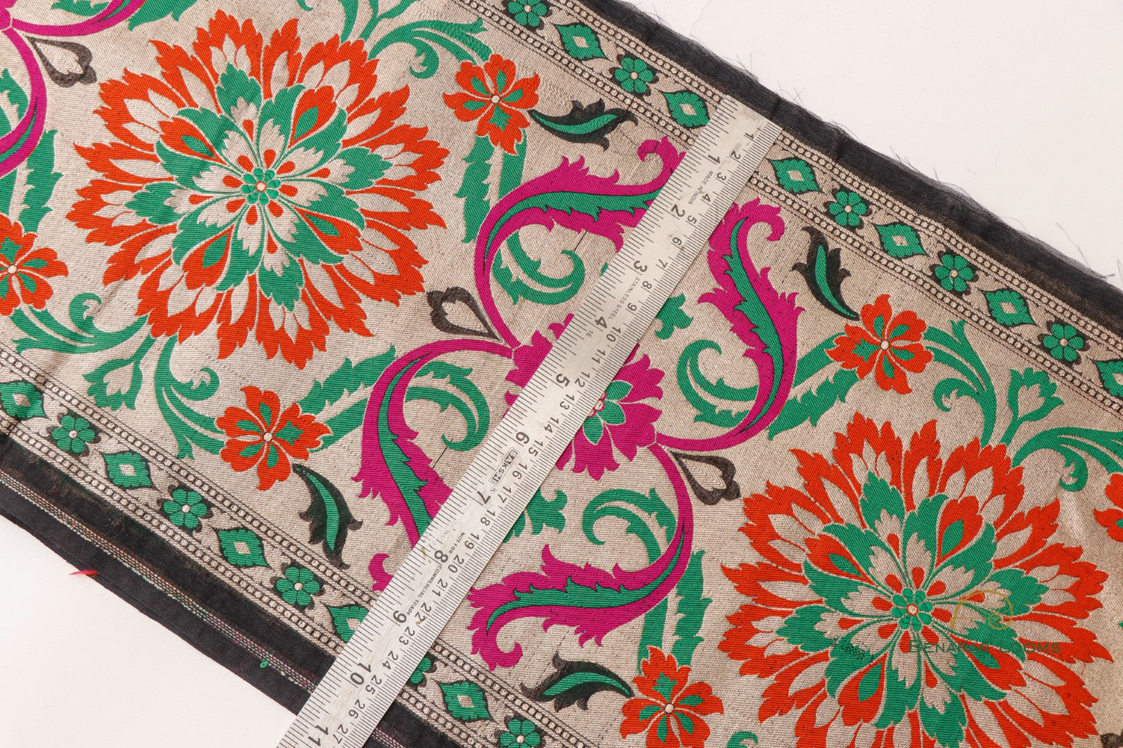 Black Banarasi Border 10 Inch