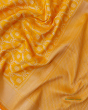 Load image into Gallery viewer, Yellow Handwoven Kataan Silk Benarasi Dupatta
