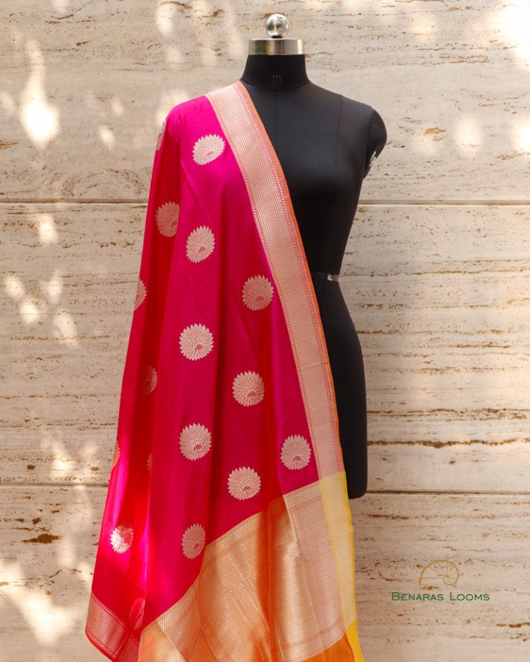 Pink Handwoven Pure Kataan Silk Kadhua Buti Banarasi Dupatta