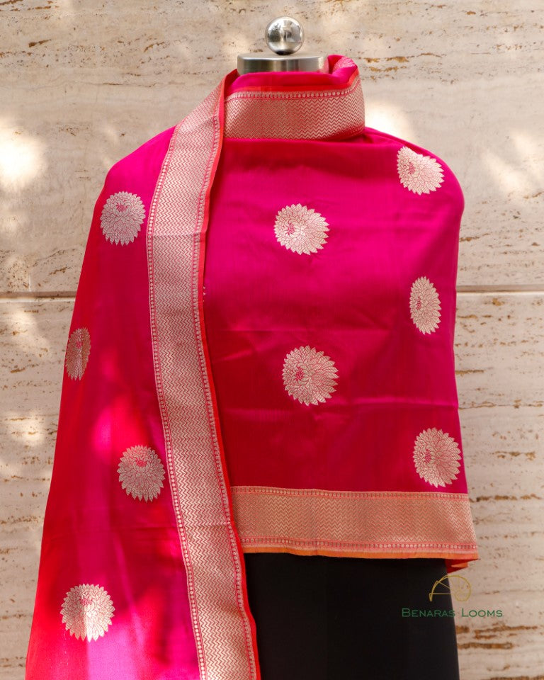 Pink Handwoven Pure Kataan Silk Kadhua Buti Banarasi Dupatta
