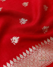 Load image into Gallery viewer, Red Handwoven Pure Munga Silk Dupatta
