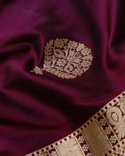 Load image into Gallery viewer, Wine Handwoven Pure Kataan Silk Kadhua Shikargah Dupatta
