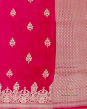 Load image into Gallery viewer, Red Handwoven Pure Mashru Silk Banarasi Saree
