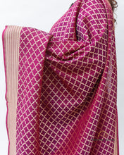 Load image into Gallery viewer, Purple Handwoven Pure Silk Banarasi Dupatta
