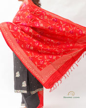 Load image into Gallery viewer, Red Handwoven Pure Kataan Silk Dupatta
